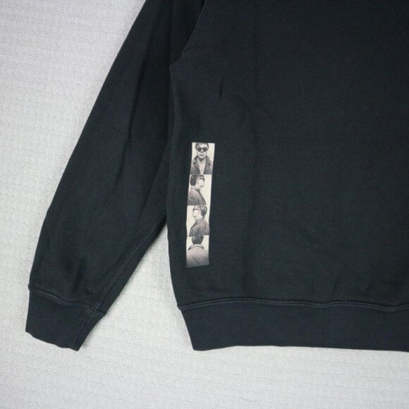 Kaws x Andy Warhol x Uniqlo Graphic Sweater Womens - Picture 5 of 7